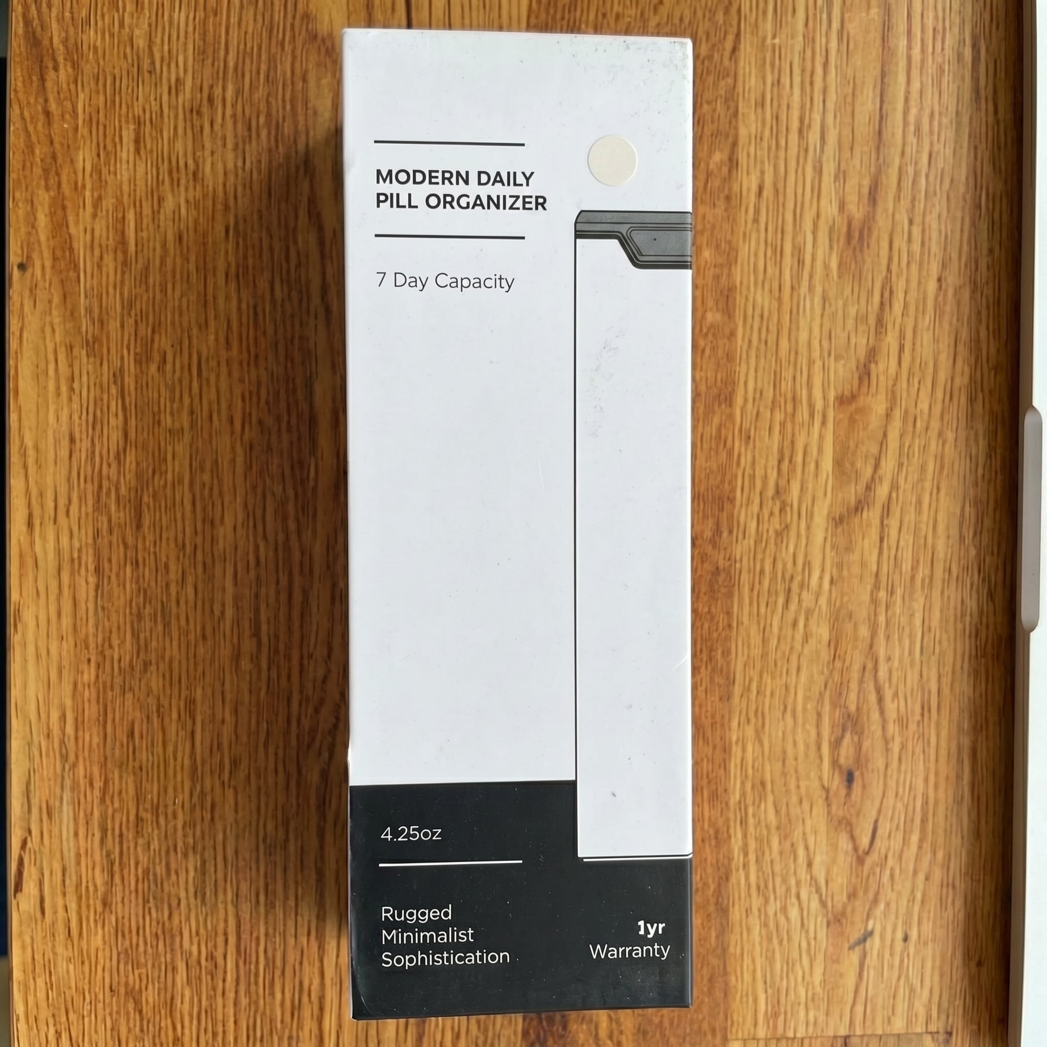 Premium Metal Modern Daily Pill Container (Silver)